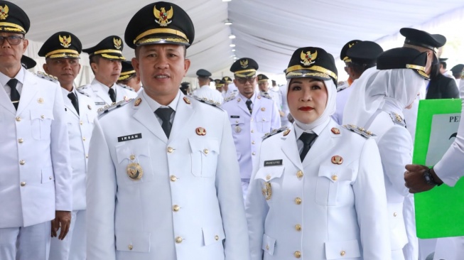 Bupati Morowali Iksan Baharudin Abdul Rauf dan Wakil Bupati Iriane Iliyas. (ist)