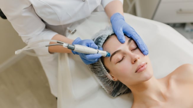 7 Perawatan Leny Skincare Pamulang Terpopuler: Ada Treatment Korea, Harga Mulai Rp85 Ribu