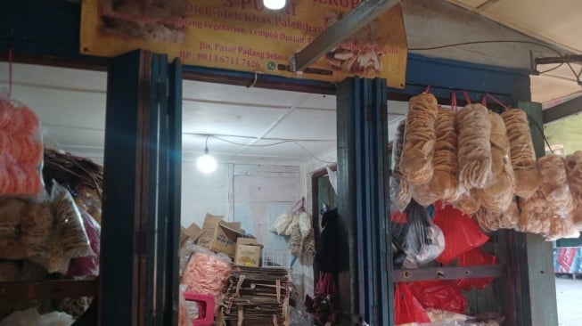 oko Kemplang Kerupuk 3 Putri Palembang