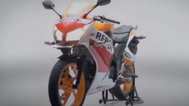 Honda CBR150R "K45". (Youtube)