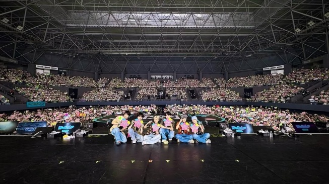 NCT Wish sukses menggelar konser di Tennis Indoor Senayan Jakarta pada Sabtu, 31 Mei 2025. [Instagram/@nctwish_official]