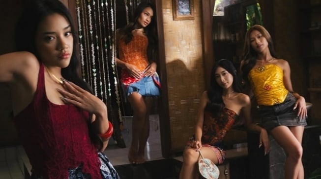 no na Tampil Perdana di HITC LA, Kameraman dan Lipsync Jadi Perdebatan