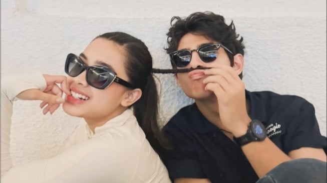 Pasangan di Asmara Gen Z, Ini Potret Mesra Harry Vaughan dan Aqeela Calista!