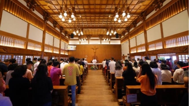 Ketenangan Misa Kenaikan Tuhan di Taman Doa Our Lady of Akita: Wisata Religi Tanpa Keluar Kota!