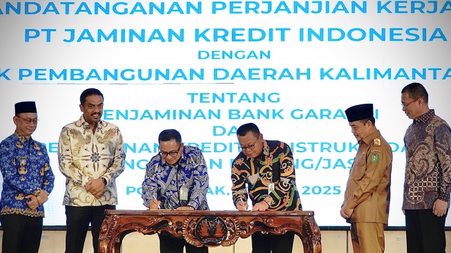 Jamkrindo Gandeng BPD Kalbar Teken Kerja Sama Penjaminan Bank Garansi dan Kredit Konstruksi