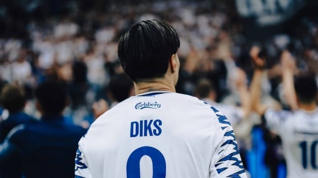 Momen Dahsyat Laga Terakhir Kevin Diks Bersama Copenhagen, Namanya Menggema di Lapangan! [Dok. IG FC Copengagen]