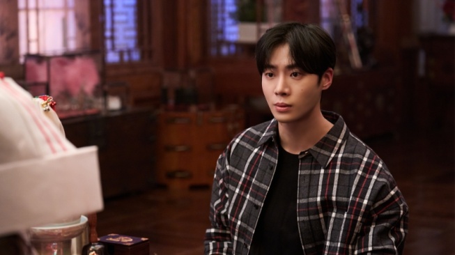 Detail Karakter Choo Young Woo di Drama Korea Head Over Heels, Bawa Nasib Tragis?