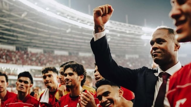 Patrick Kluivert: Gaya Nomor 2