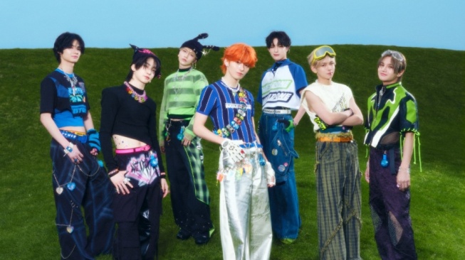 aoen Ajak Kita Bersinar Bersama Lewat Lagu Debut Bertajuk 'The Blue Sun'