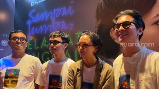 Pemain film Sampai Jumpa, Selamat Tinggal dalam konferensi pers di kawasan Menteng, Jakarta Pusat, Senin, 2 Juni 2025. [Suara.com/Tiara Rosana]