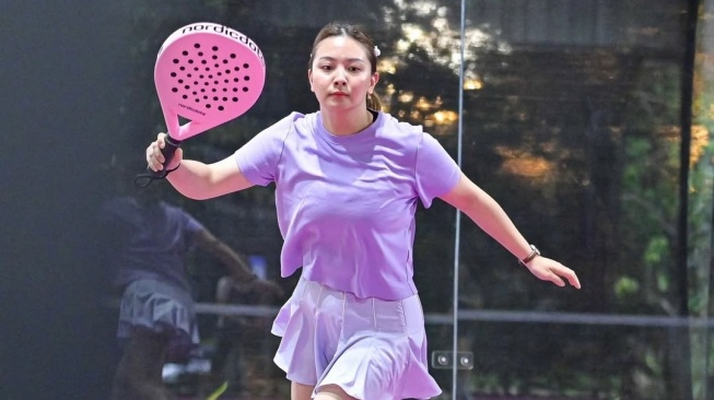 Transformasi Gaya Hidup Sehat Devy Anastasia: Padel, Jus, dan Inovasi Perlengkapan Dapur