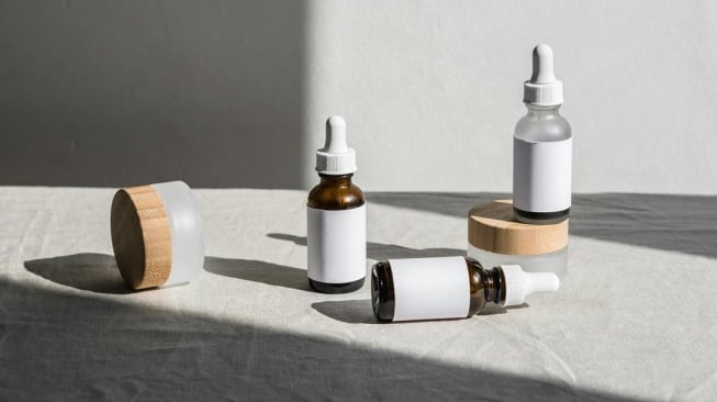 Biar Tetap Glowing, Ini Skincare Wajib untuk Usia 30 Tahun ke Atas menurut Dokter Anti-aging