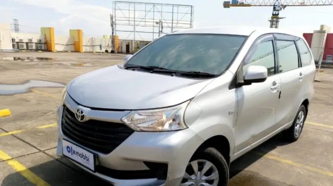 Toyota Avanza (2010). (OLX)