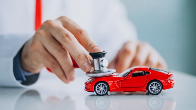 ilustrasi asuransi mobil all risk (Freepik)