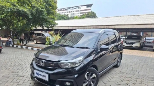 Honda Mobilio (2016). (OLX)