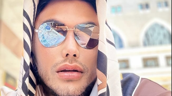 Potret Ivan Gunawan Jalani Ibadah Haji (Instagram.com/ivan_gunawan)