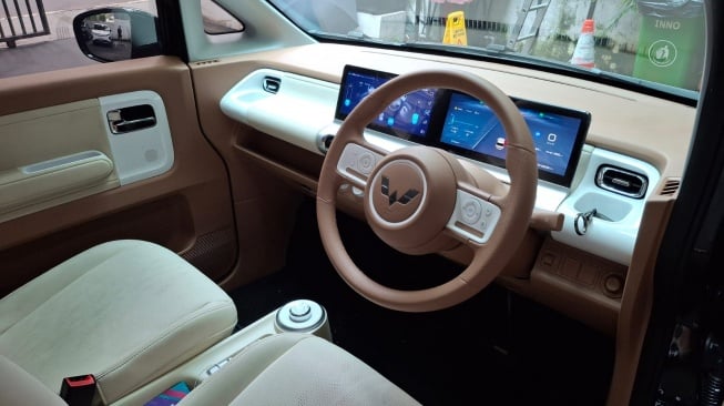 Wuling Air EV Pro dengan jarak hingga 300 km dalam kondisi baterai penuh. (Foto: SUARA.com/Michele Alessandra)