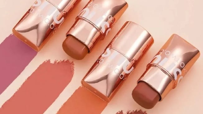 Rekomendasi makeup multifungsi.