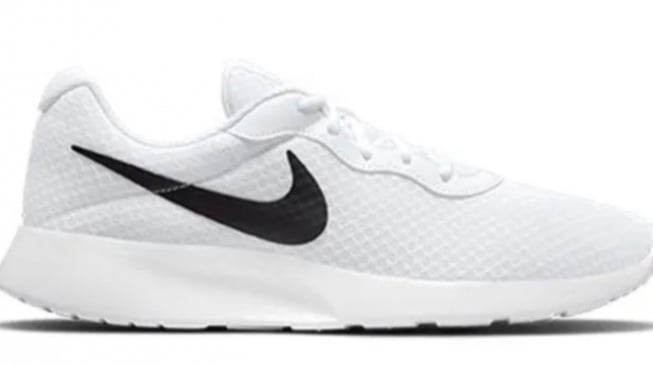 Nike Tanjun Men's Sneakers Shoes - White