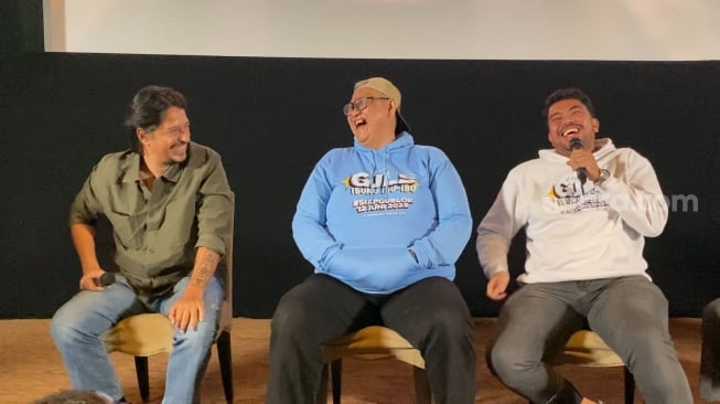 Aktor Bucek Depp usai penayangan perdana film GJLS: Ibuku Ibu-Ibu di XXI Senayan City, Jakarta, 3 Juni 2025. [Suara.com/Adiyoga Priyambodo]