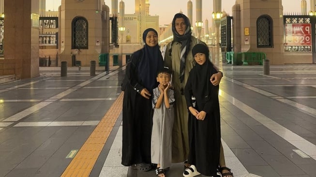 Tantri Kotak Iri pada Jemaah Haji Tahun Ini, Kenang Nikmatnya Berdoa saat Wukuf