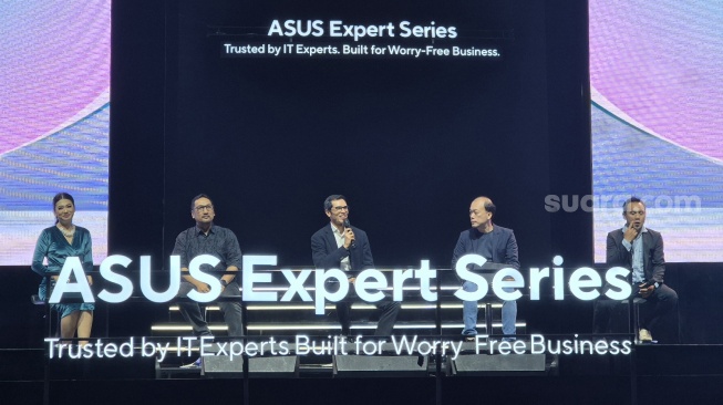 Peluncuran jajaran Asus Expert P Series, meliputi  ExpertBook P3405CVA, Desktop ExpertCenter P500MV, dan All-in-One ExpertCenter P440VA di Jakata, Rabu (4/6/2025). [Suara.com/Dythia]