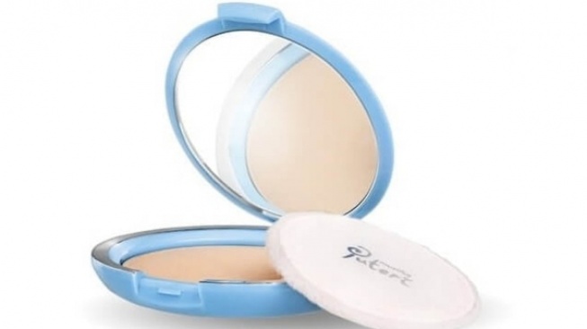Mustika Puteri Acne Compact Powder.