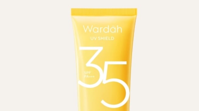Wardah UV Shield Essential Gel Sunscreen Serum SPF 35 PA+++. [wardahbeauty.com]