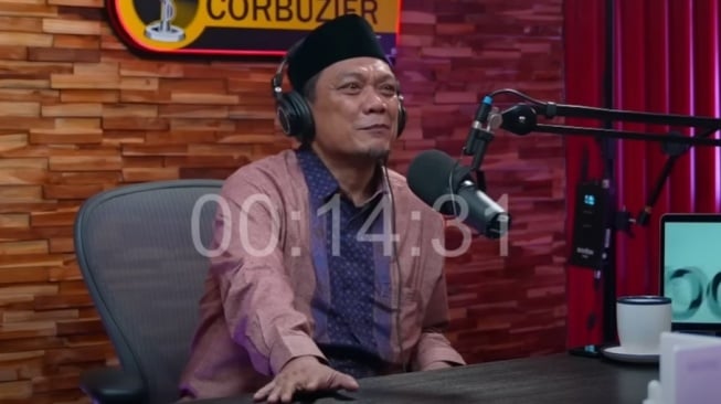 Ustaz Yahya Waloni [Youtube/Deddy Corbuzier]. 