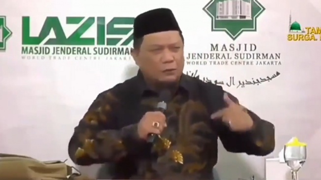 Ustaz Yahya Waloni Wafat, Dari Pendeta Kontroversial Hingga Ulama Panutan Jamaahnya