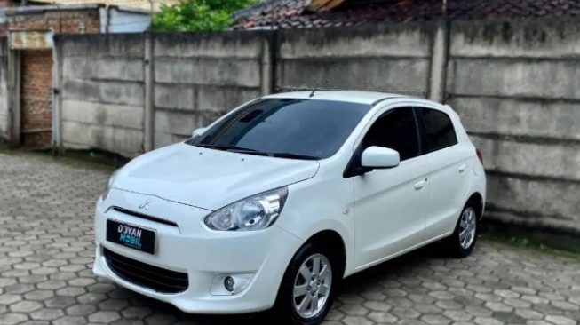 Mitsubishi Mirage 2013 [OLX]