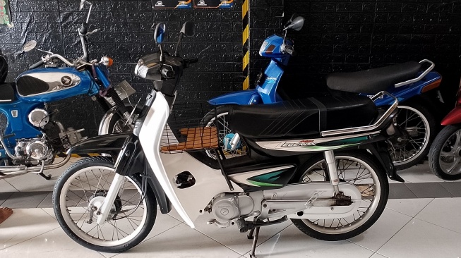 Honda Astrea Legenda