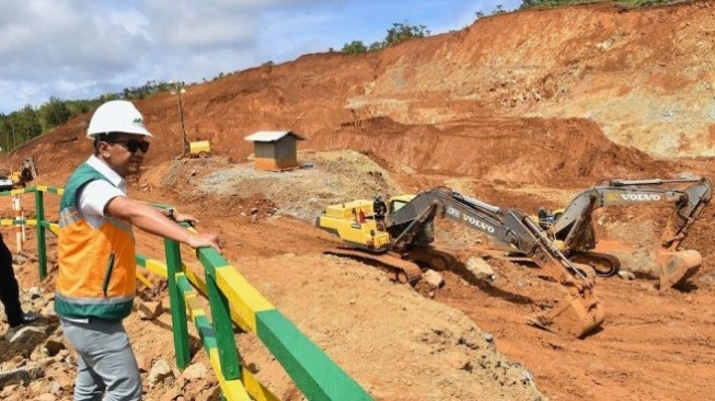 Pernyataan Menteri Energi dan Sumber Daya Mineral (ESDM) Bahlil Lahadalia soal tambang nikel dikritik. (Foto dok. Humas Kementerian ESDM)
