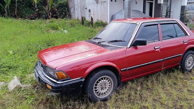 Honda Accord (1982). (OLX)