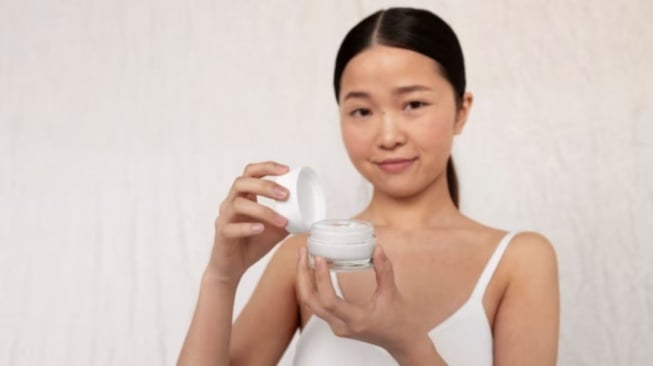3 Merek Moisturizer Rekomendasi Dokter Detektif, Harga Mulai Rp60 Ribuan