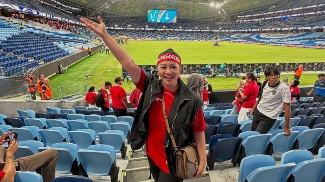 Fitri Carlina dipastikan bakal menonton secara langsung pertandingan Timnas Indonesia vs Jepang di Osaka (Instagram)