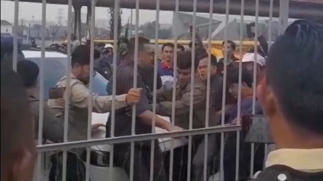 Kuasa Hukum Buka Suara Soal Video Anggota Dewan Cilegon Tabrak Buruh, Sebut Ada Kesalahpahaman