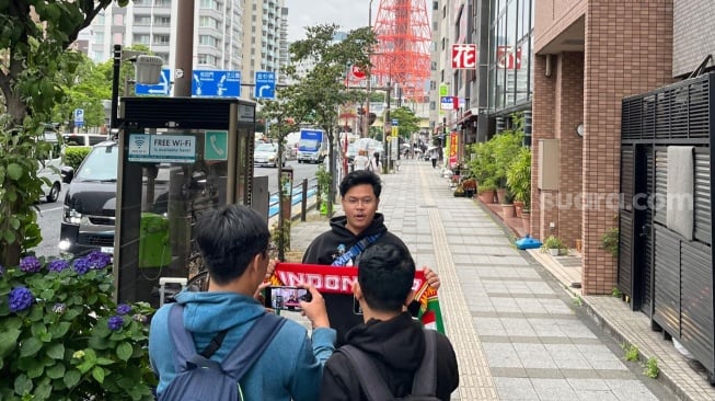 Eksklusif dari Jepang: Tokyo Tower Destinasi Favorit Suporter Timnas Indonesia