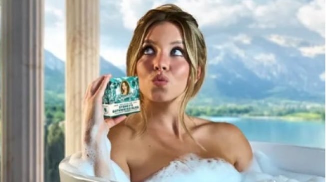 Seharga Rp130 Ribu, Sydney Sweeney Jual Sabun dari Air Bekas Mandinya