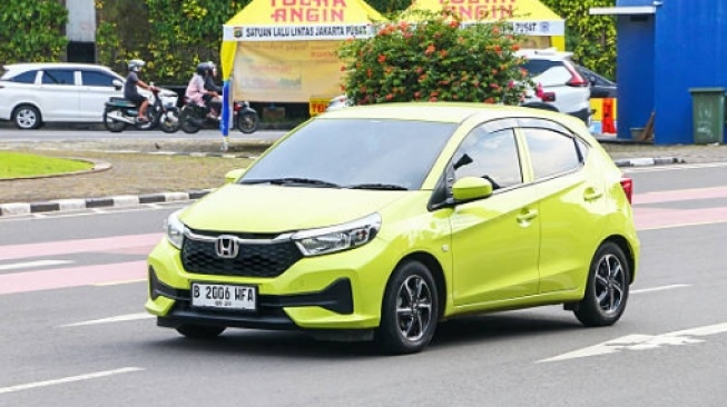 mobil produksi Jepang honda brio