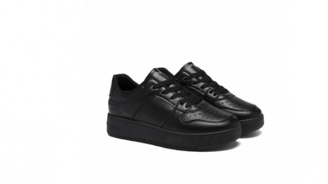 Sepatu anak PVN. [Dok Shopee]