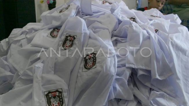 42 Ribu Siswa di Palembang Siap Terima Seragam Gratis, Ini Syaratnya