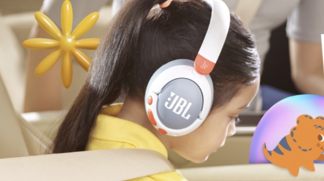 JBL Junior. [JBL] 