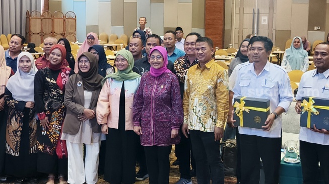 Ketua Komisi X DPR RI, Hetifah Sjaifudian dalam Workshop pendidikan tentang "Membangun Pembelajaran Mendalam secara Efektif dan Inovatif". [SuaraKaltim.id/Giovanni Gilbert]