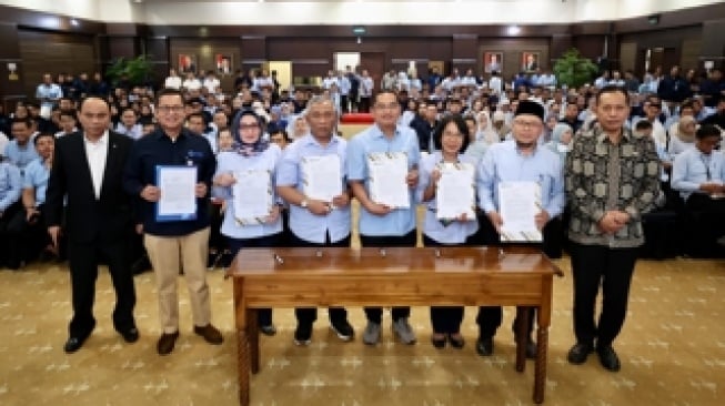 Wujudkan Koperasi Desa Berkelanjutan, Kemenkop dan LPDB Tandatangani Komitmen Integritas
