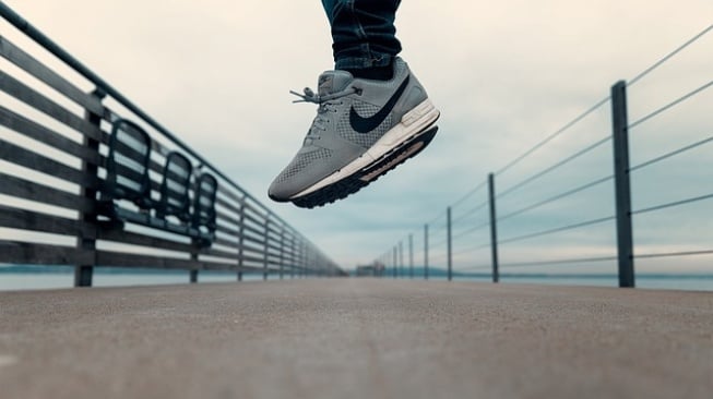 5 Rekomendasi Sepatu Lokal Terbaik untuk Lari Maraton: Nyaman, Harga Bersahabat