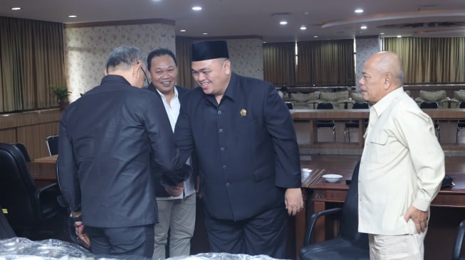 Wakil Ketua DPRD Jateng Soroti Wisata Pantai Cilacap: Peluang Emas untuk Masyarakat Lokal