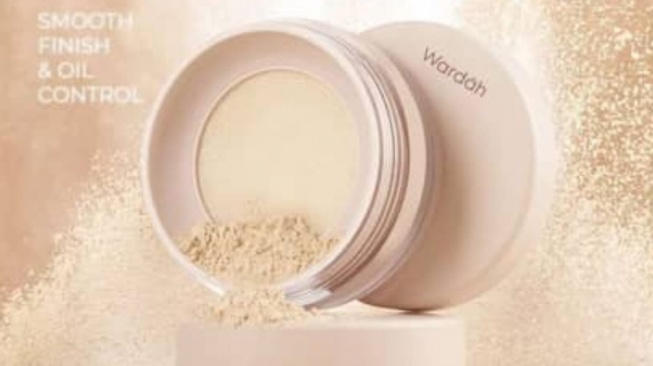Wardah colorfit mattifying powder (blibli)