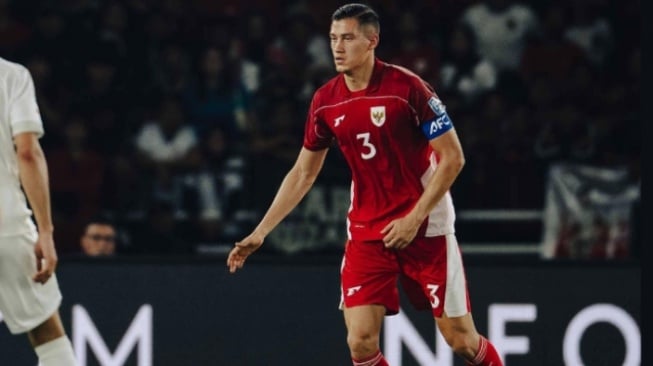 Kalah Telak dari Jepang, Jay Idzes Unggah Permintaan Maaf ke Suporter Timnas