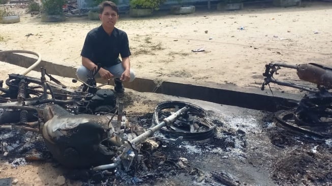 Siak Memanas Dipicu Konflik Lahan, Massa Bakar Kendaraan dan Rumah Karyawan